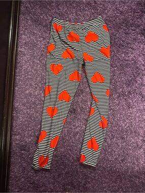 Women’s Agnes & Dora Black & White Stripe Leggings with Bright Red Hearts Size L